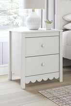 Load image into Gallery viewer, Hallityn Nightstand