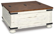 Load image into Gallery viewer, Wystfield Table Set
