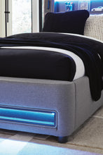 Load image into Gallery viewer, Verishaw Upholstered Bed