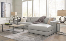 Load image into Gallery viewer, Amiata Sectional with Chaise