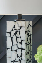 Load image into Gallery viewer, Macaria Table Lamp