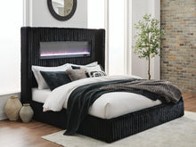 Load image into Gallery viewer, Tayleena Bed