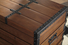 Load image into Gallery viewer, Kettleby Storage Trunk