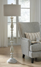 Load image into Gallery viewer, Bernadate Lamp Set