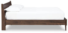 Load image into Gallery viewer, Calverson Bed