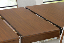 Load image into Gallery viewer, Lyncott Dining Extension Table