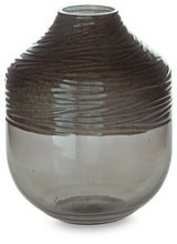 Load image into Gallery viewer, Harpwick Vase