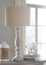 Load image into Gallery viewer, Bernadate Lamp Set