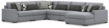 Load image into Gallery viewer, Bealton Sectional with Chaise