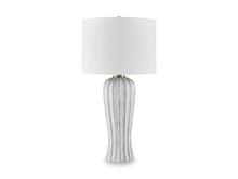 Load image into Gallery viewer, Lanwell Table Lamp