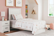 Load image into Gallery viewer, Stelsie Bed