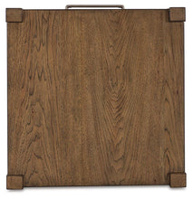 Load image into Gallery viewer, Cabalynn End Table
