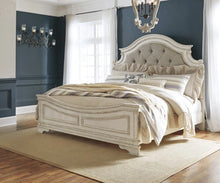 Load image into Gallery viewer, Realyn Upholstered Bed