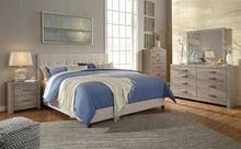 Load image into Gallery viewer, Culverbach Dresser and Mirror