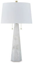 Load image into Gallery viewer, Laurellen Table Lamp image