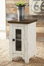 Load image into Gallery viewer, Wystfield End Table Set
