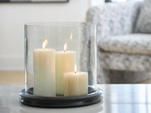 Load image into Gallery viewer, Saskia Candle Holder