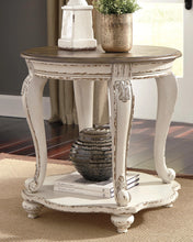 Load image into Gallery viewer, Realyn Occasional Table Set