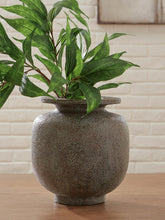 Load image into Gallery viewer, Jedwick Vase