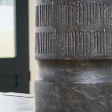 Load image into Gallery viewer, Beninworth Vase