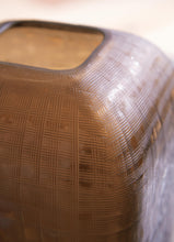 Load image into Gallery viewer, Capard Vase