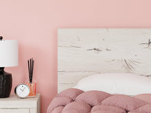 Load image into Gallery viewer, Lawroy Bed