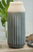 Load image into Gallery viewer, Afener Table Lamp (Set of 2) - 46 Furniture and Mattress Gallery