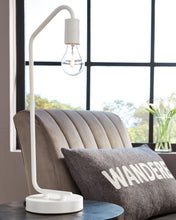 Load image into Gallery viewer, Covybend Desk Lamp