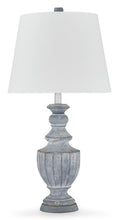 Load image into Gallery viewer, Cylerick Lamp Set