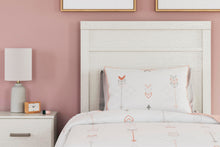 Load image into Gallery viewer, Stelsie Bed