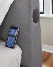 Load image into Gallery viewer, Verishaw Upholstered Bed