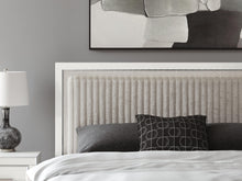 Load image into Gallery viewer, Zuraleus Bed
