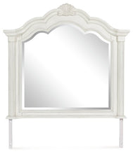 Load image into Gallery viewer, Montelaine Dresser and Mirror