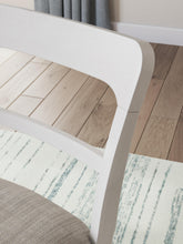 Load image into Gallery viewer, Greddinton Dining Room Set