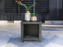Load image into Gallery viewer, Elite Park Outdoor Occasional Table Set