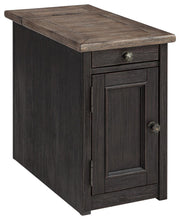 Load image into Gallery viewer, Tyler Creek Occasional Table Set