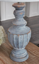 Load image into Gallery viewer, Cylerick Lamp Set