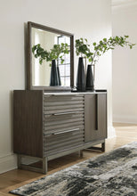 Load image into Gallery viewer, Arkenton King Bedroom Set