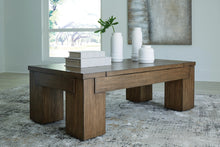 Load image into Gallery viewer, Rosswain Occasional Table Set