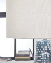 Load image into Gallery viewer, Schylarmont Lamp Set
