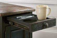 Load image into Gallery viewer, Tyler Creek Occasional Table Set