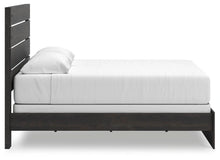 Load image into Gallery viewer, Hollivern Bed