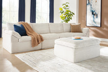 Load image into Gallery viewer, Fannin Sectional