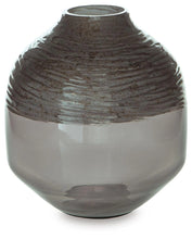 Load image into Gallery viewer, Harpwick Vase