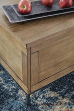Load image into Gallery viewer, Torlanta Occasional Table Set