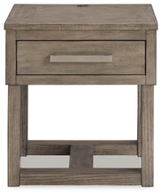 Load image into Gallery viewer, Loyaska Occasional Table Set