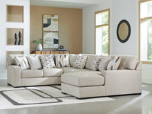 Load image into Gallery viewer, Laurelgrove Sectional with Chaise