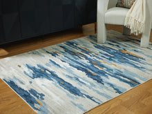Load image into Gallery viewer, Vinlett Rug Large
