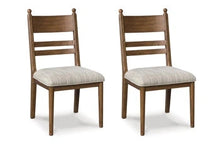 Load image into Gallery viewer, Greddinton Dining Chair
