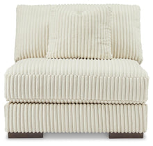Load image into Gallery viewer, Lindyn Sectional with Chaise
